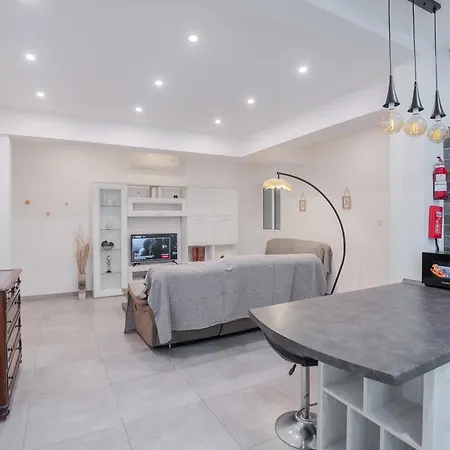 Balluta Bay Seabreeze Apartment Saint Julian's