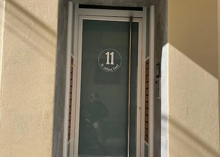 Lejlighed Balluta Bay Seaside 4-bedroom Near Sandy *